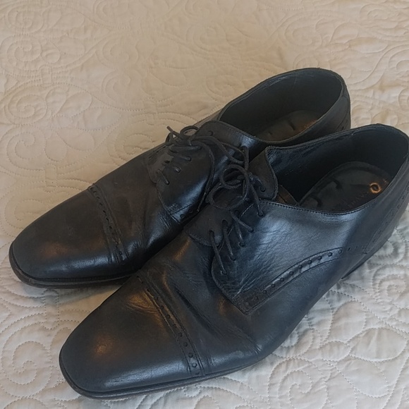 Black leather dress shoes - Picture 2 of 5